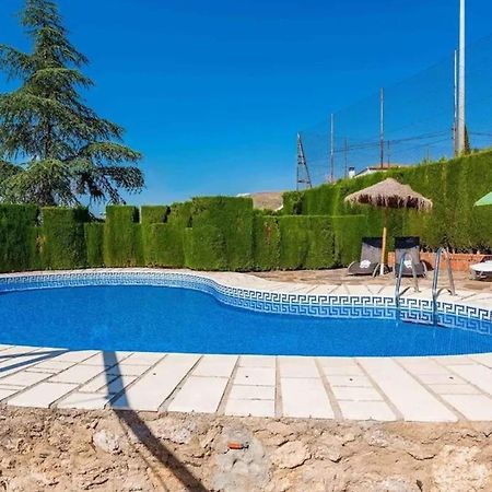 Spacious Villa With Private Pool In Моначиль Экстерьер фото