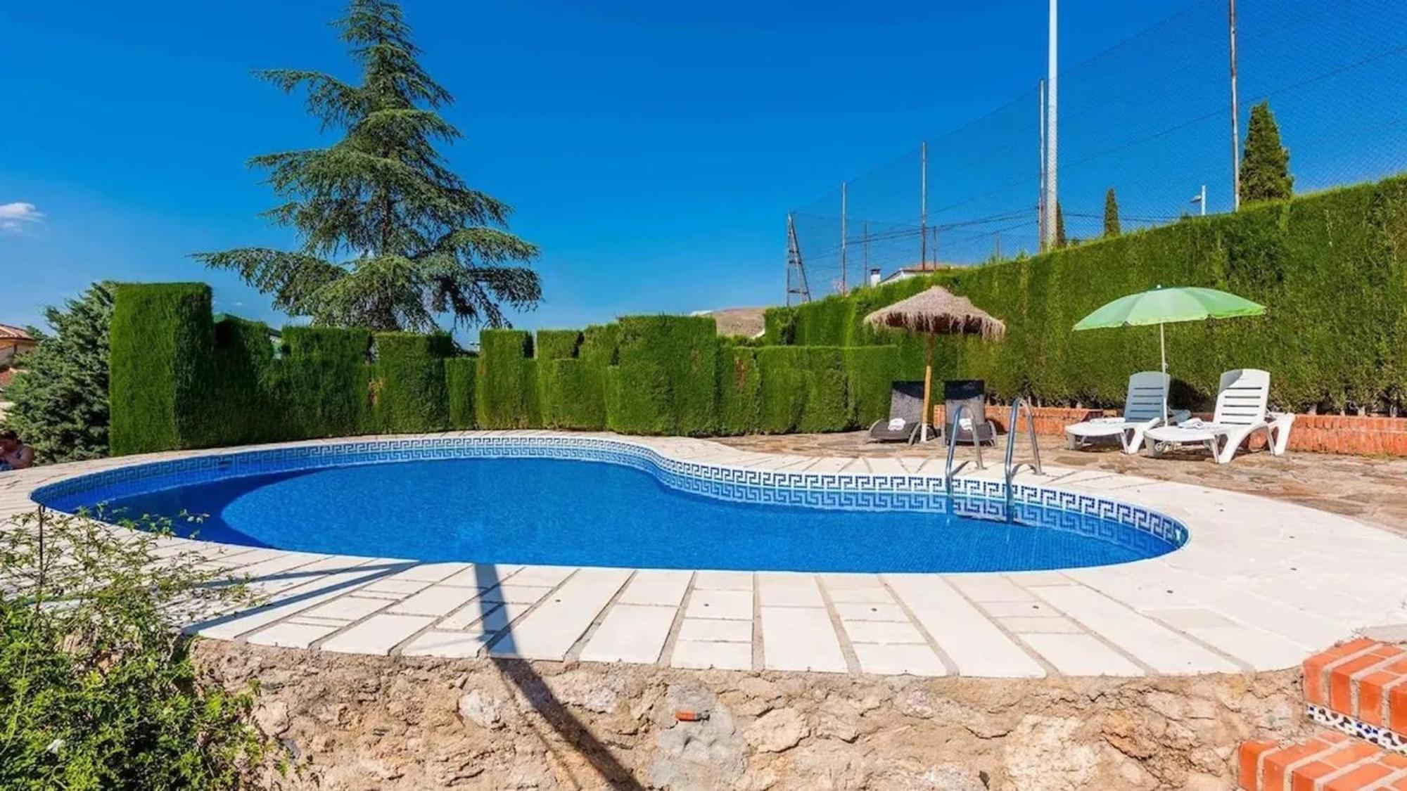 Spacious Villa With Private Pool In Моначиль Экстерьер фото